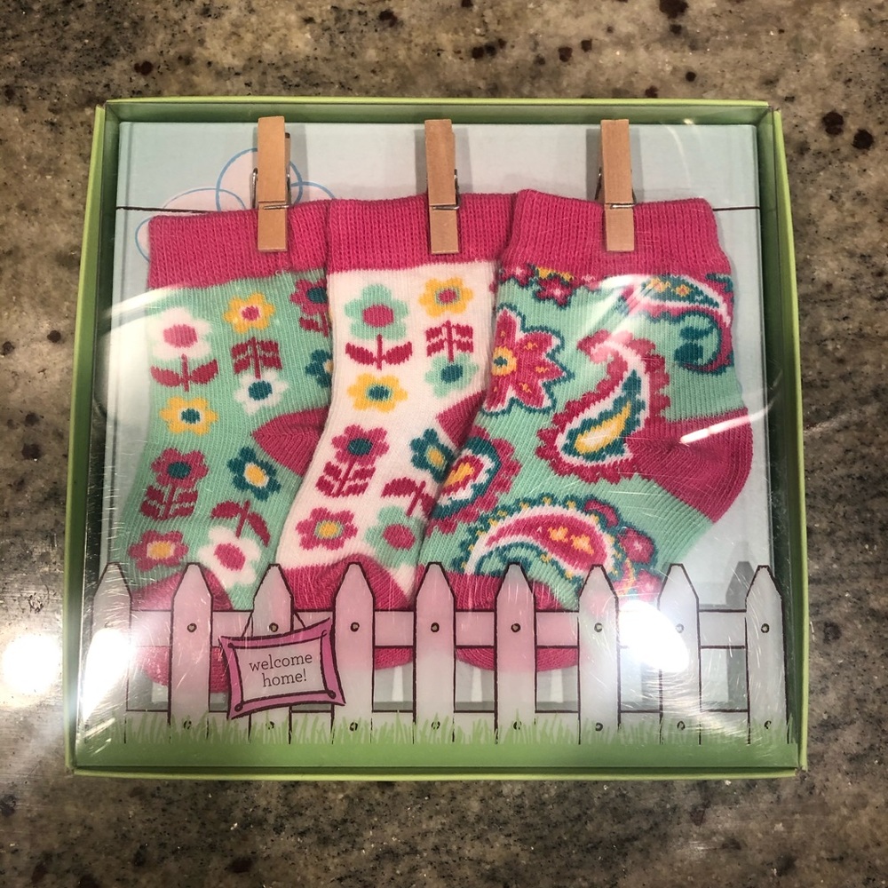 Vera Bradley tutti frutti socks